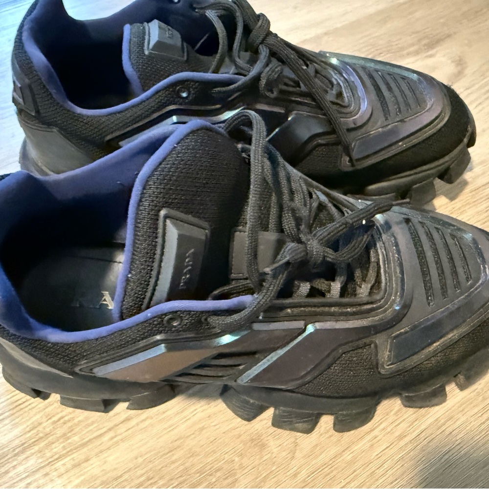 Prada Men's Sneakers in Black and Blue - Picture 2 of 4